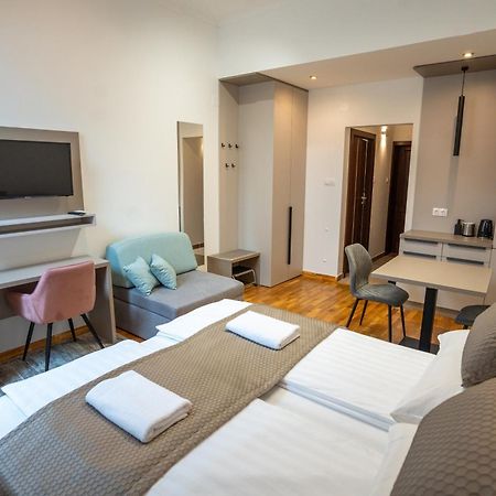Végvár Spa Apartman Gyula Extérieur photo