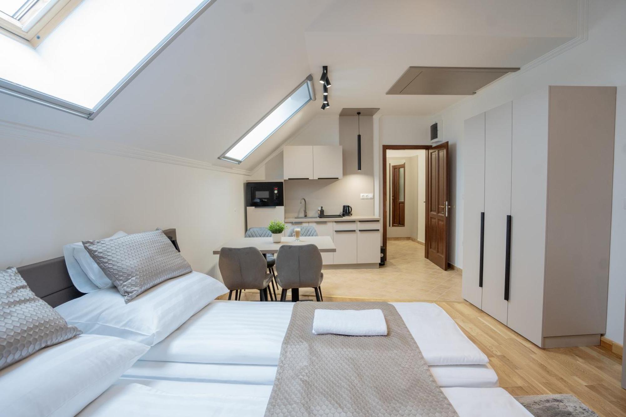 Végvár Spa Apartman Gyula Extérieur photo
