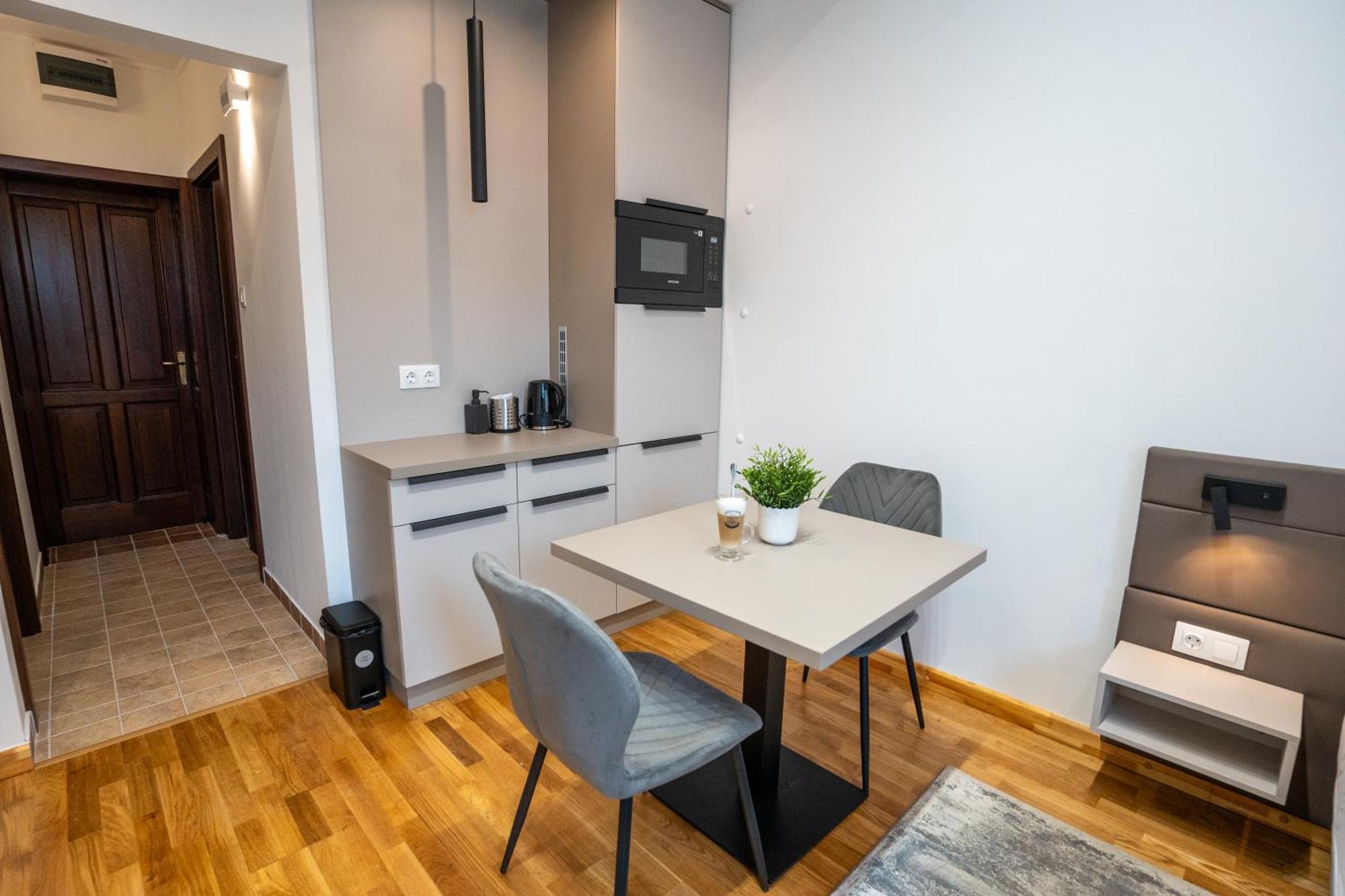 Végvár Spa Apartman Gyula Extérieur photo
